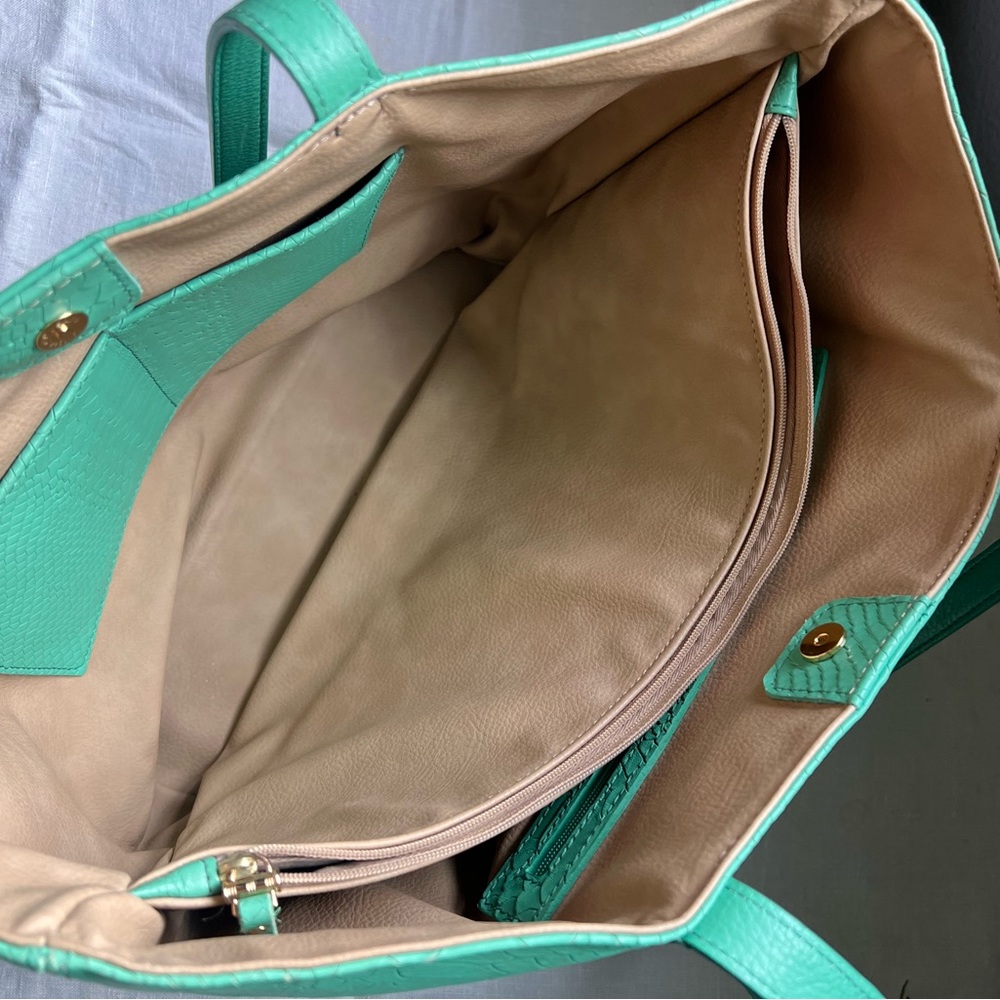 💚 GiGi New York Python Embossed Women's Tote Bag, Handbag, Purse! LN Excellent! - Picture 3 of 11
